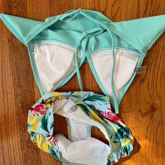 NWOT Floral Ruffled Crisscross Strap Bikini. Small.🌸 - Picture 10 of 16
